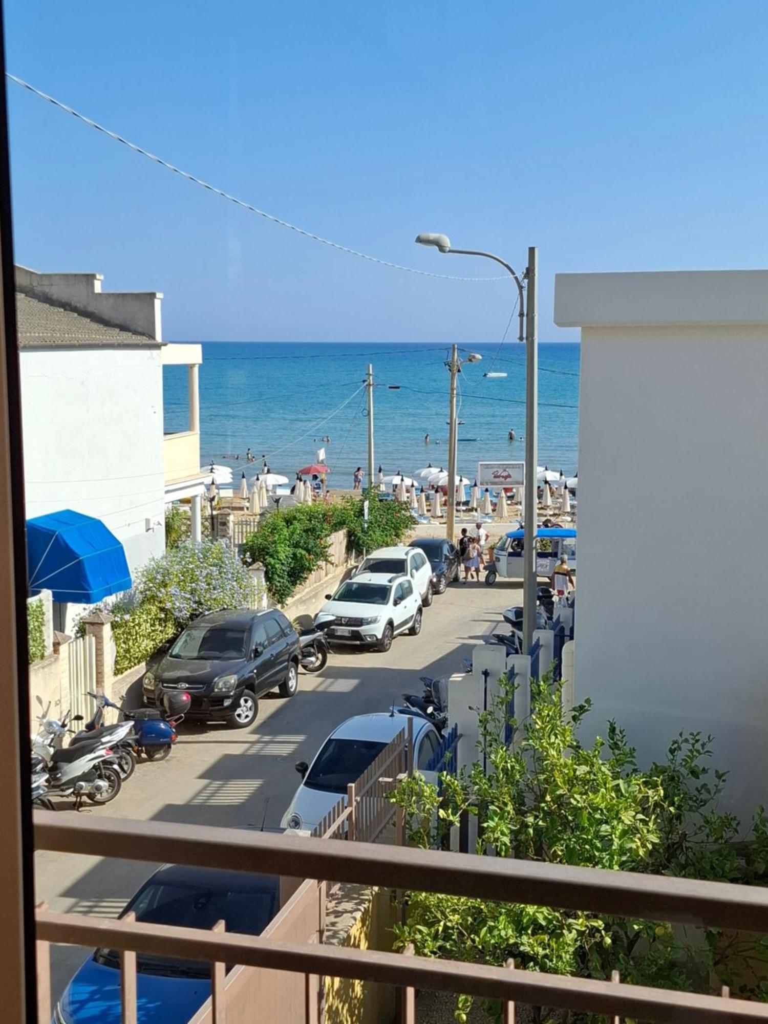 Casa Vacanze Villa Melina Realmonte Exterior foto